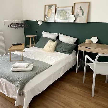 Apartment Le Minimes : Vue De Reve Au Coeur De
